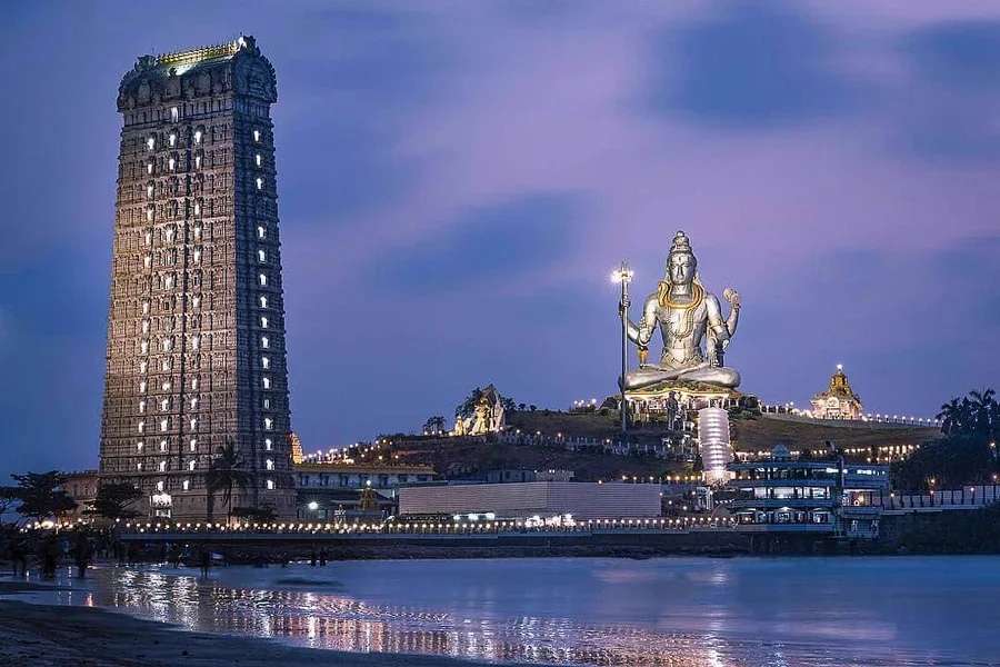 Murudeshwara Temple and Statue